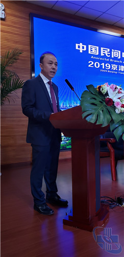 4王振彪主持.jpg