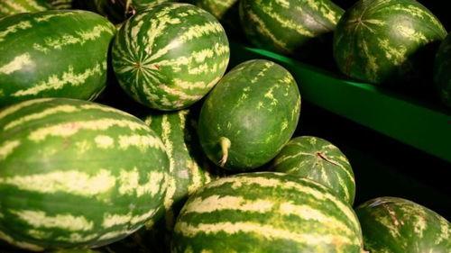 定远网红吃瓜事件真相,揭秘背后真相与反思